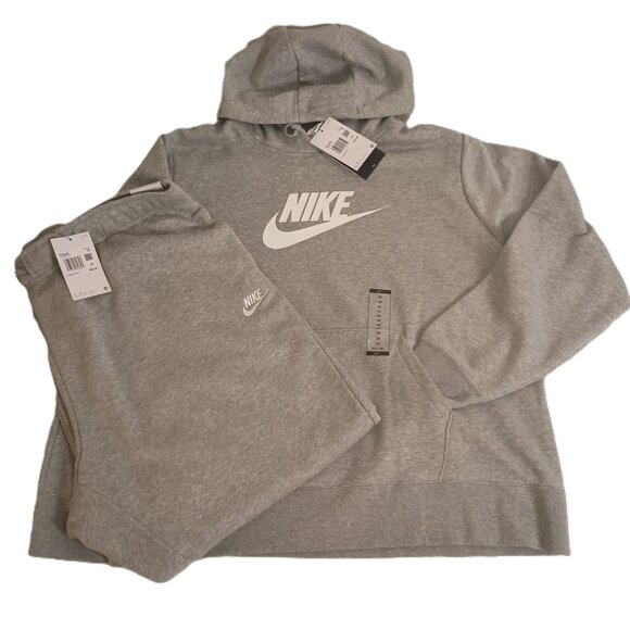Nike Athleisure Gray Sweatsuit Hoodie and Mid-Rise Jogger Pants Women’s 2X NWT - Picture 2 of 13